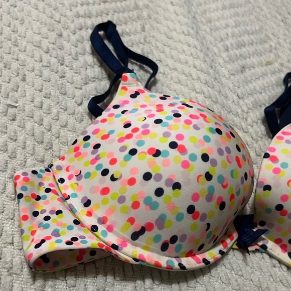 🖤Victoria Secret Rainbow Polka Dot Padded Push Up Bra🖤 - Picture 3 of 9